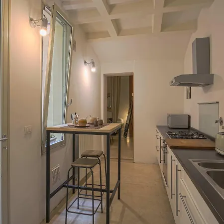 Santospirito - Hosted By Sweetstay *