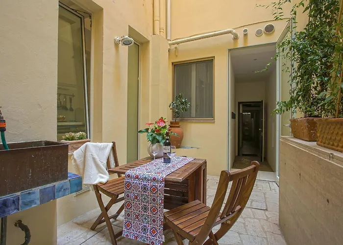 Santospirito - Hosted By Sweetstay * Florencie